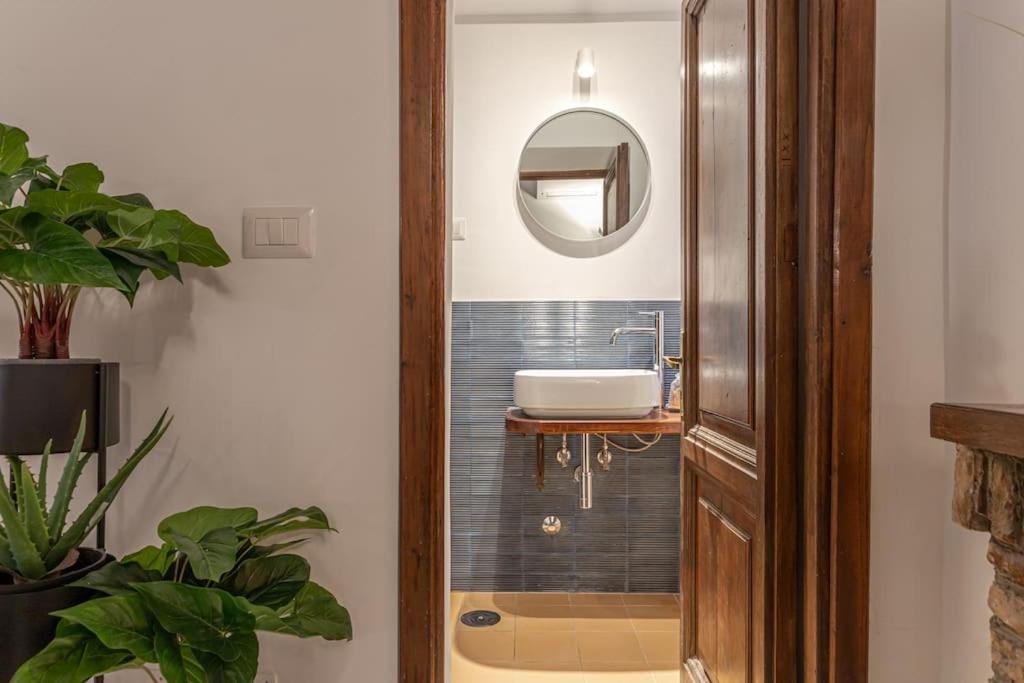 Apartment 18 Ciancaleoni House Rome